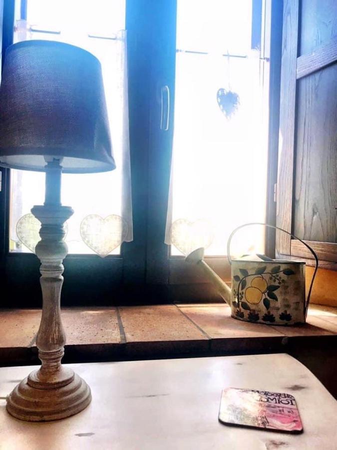 Casale Delle Rondini Bed & Breakfast Tolentino Eksteriør bilde