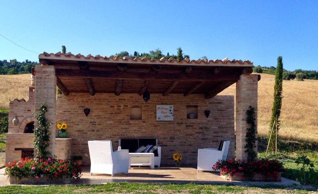 Casale Delle Rondini Bed & Breakfast Tolentino Eksteriør bilde